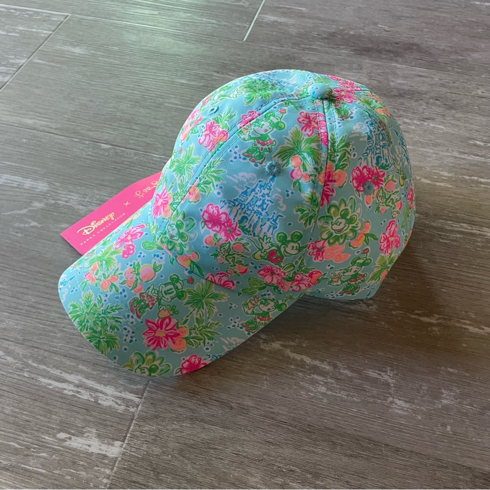 NWT Lilly Pulitzer X Disney Run Around Hat in Blue Ibiza Lilly Loves Disney